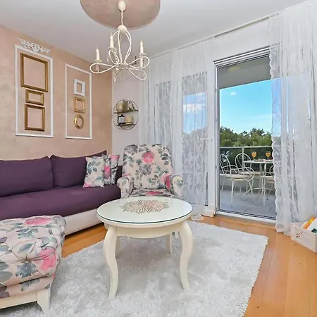Apartman In With Wifi Makarska