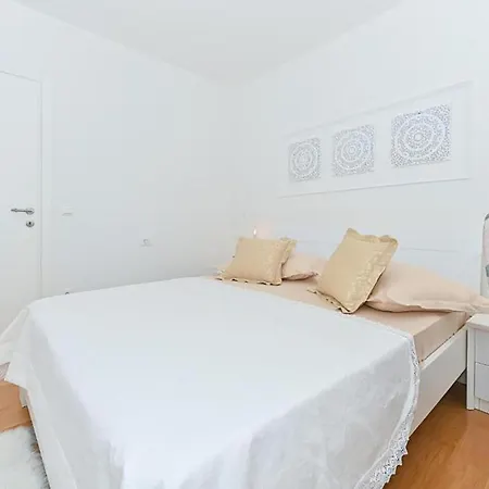 Apartman In With Wifi