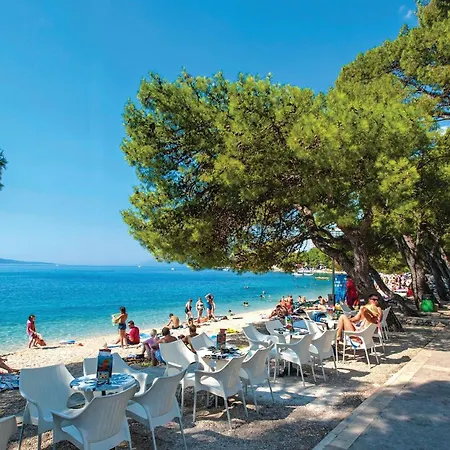 2 Bedroom Awesome In * Makarska