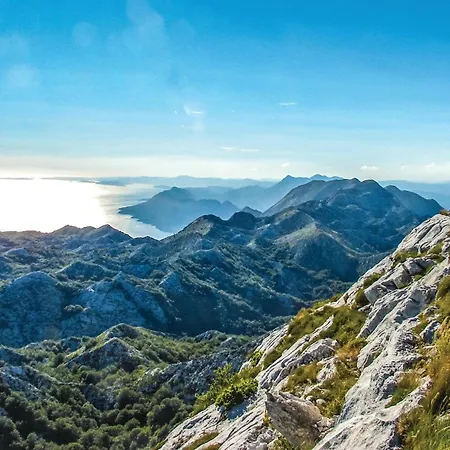 2 Bedroom Awesome In *