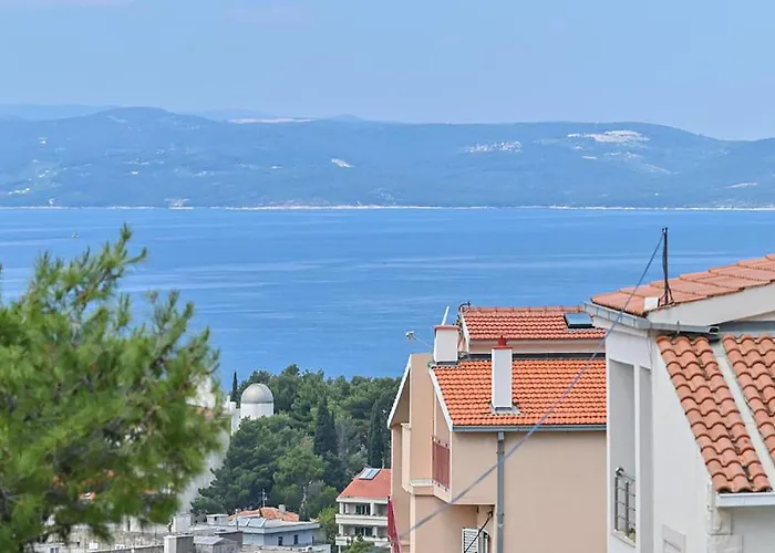 Apartment 2 Bedroom Awesome In