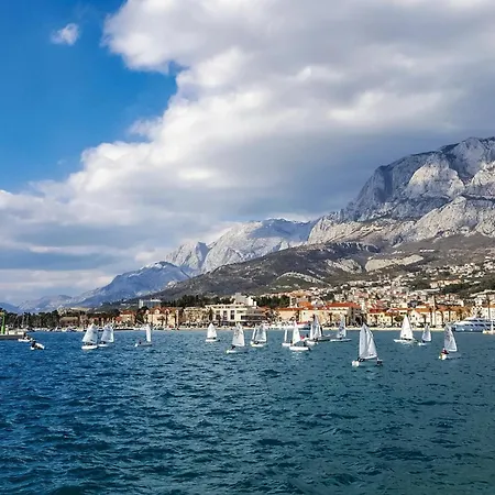 Lägenhet In With Wifi Makarska
